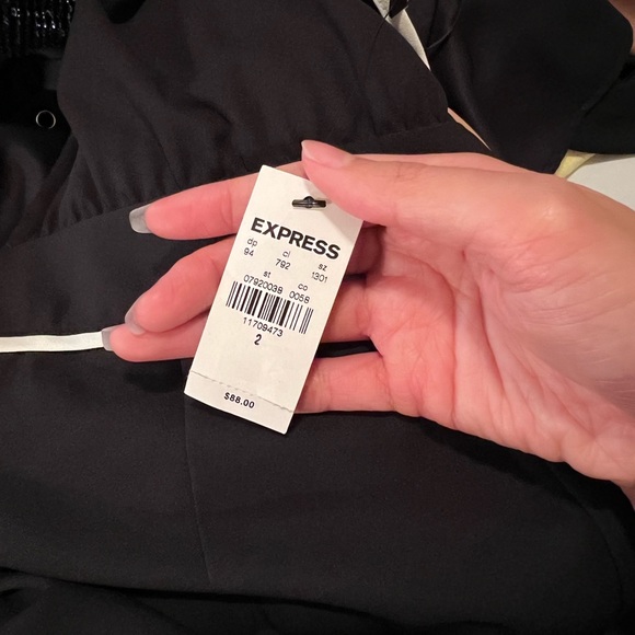 Brand: Express
Size: 2
Color: Black - Picture 6 of 6